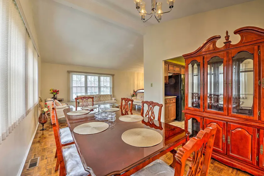 Beautiful 4-bedroom pool home with 2-story deck! - Image 1