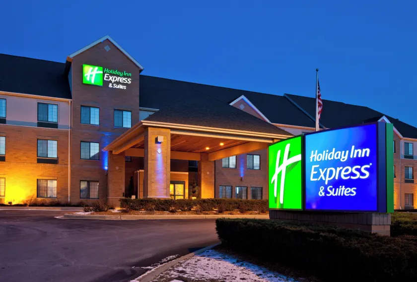 Holiday Inn Express Hotel & Suites Pleasant Prairie-Kenosha by IHG - Image 1