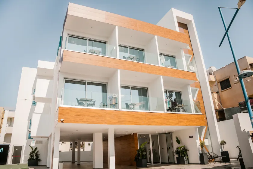 Caramela Luxury Apts - Image 1