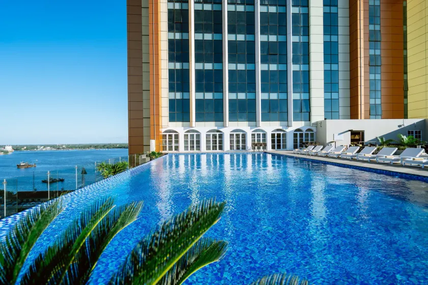 Johari Rotana - Image 1