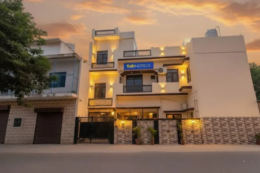 FabHotel Uma Yugul - Image 1