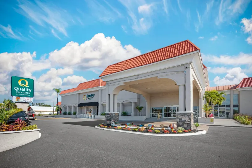 Quality Inn & Suites Conference Center - Image 1