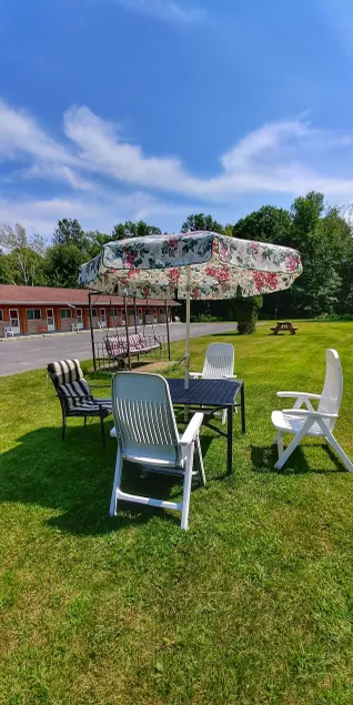 Martin's Inn - Image 1