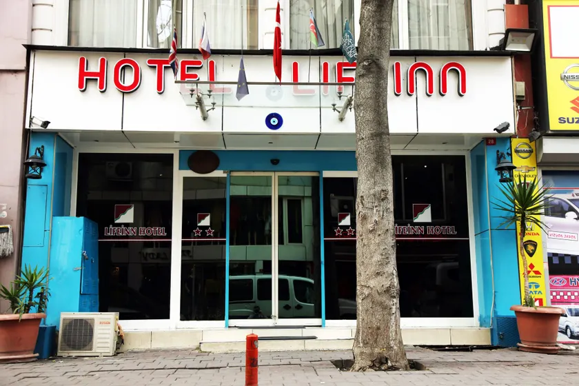Lifeinn Hotel - Image 1