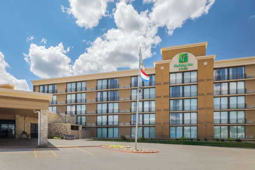 Holiday Inn Hotel & Suites Des Moines-Northwest by IHG - Image 1