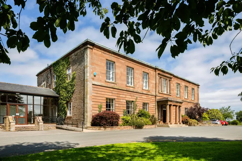 The Greenhill Hotel - Image 1