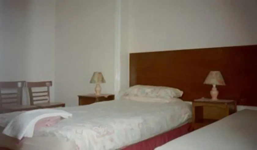 Grisnoir Guest House - Image 1