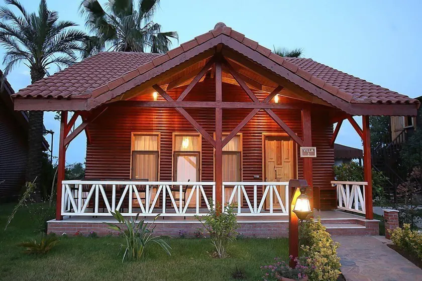 Nerissa Hotel - Image 1