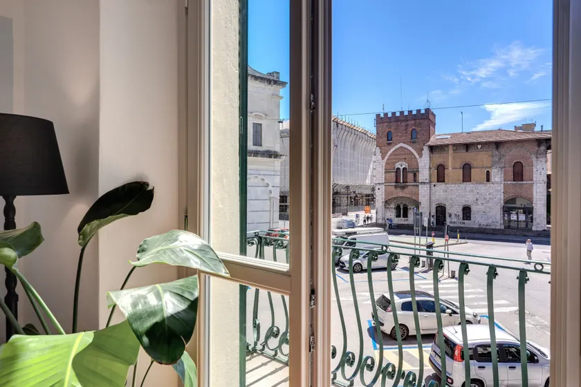 AwesHomeItaly Luxury Apartments - Image 1