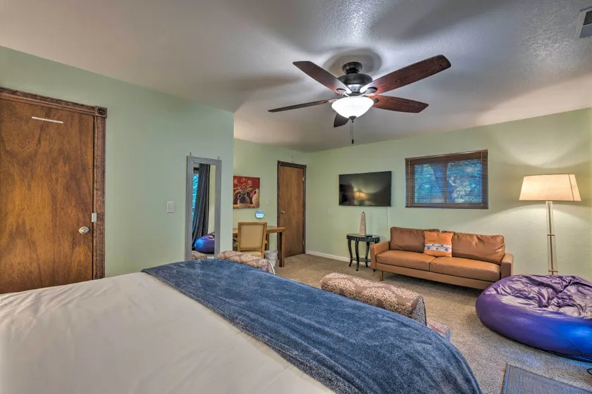 Near Hiking Trails: Cabin w/ Deck in Pioneer! - Innenbereich