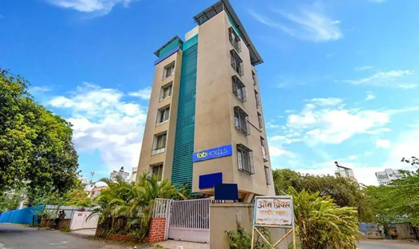 Hotel O by OYO M Hospitality - Image 1