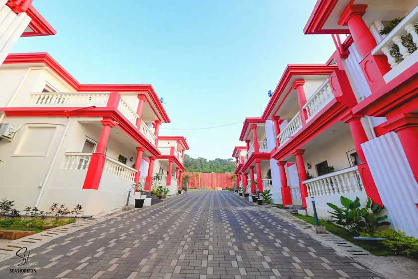 Sea Horizon Resort - Image 1