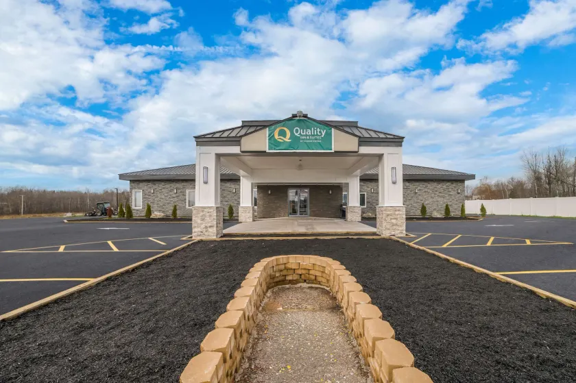Quality Inn & Suites Caribou - Image 1