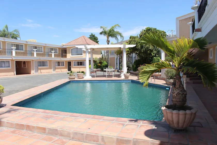 Hotel La Villa - Image 1