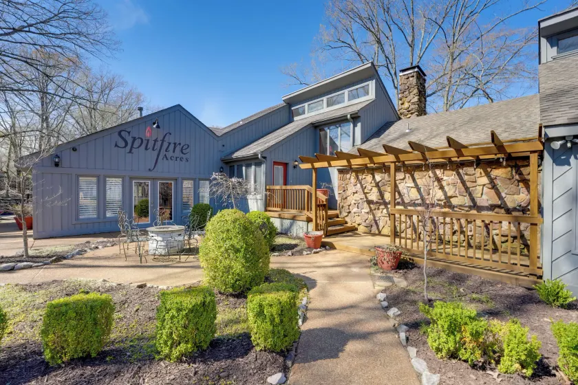 2 Private Pools! Stunning Southaven Group Getaway - Image 1