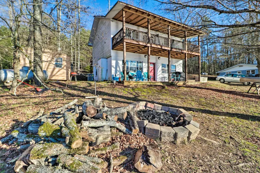 Lakefront Delta Cottage w/ Views, Canoe & Dock! - Image 1