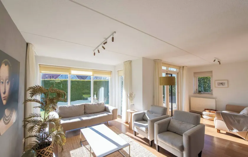 Holiday home for rent near swimming pool and golf course - Image 1