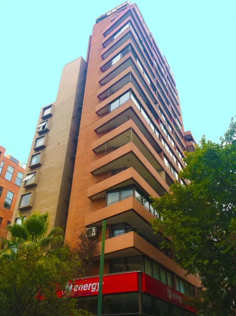 Apartamentos Costanera Centre - Image 1