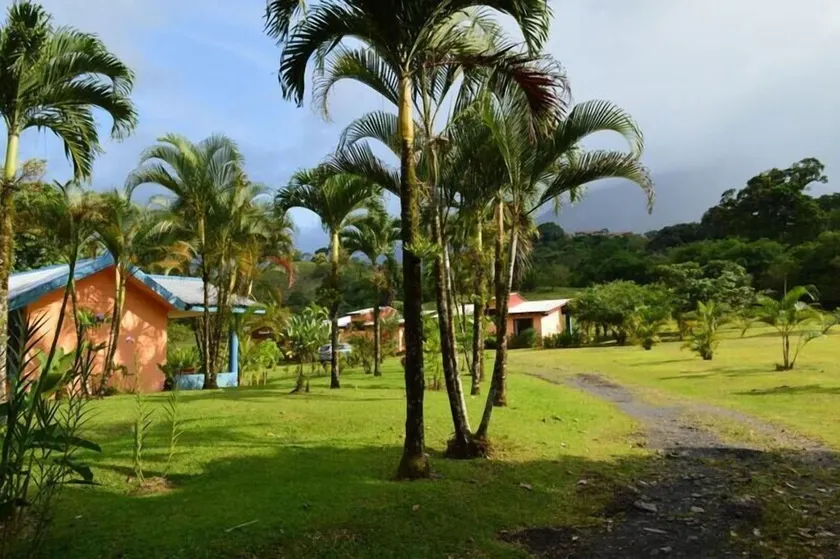 Hotel Erupciones Inn - Image 1