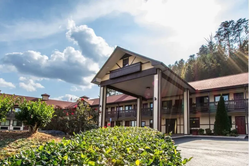 Quality Inn - Image 1