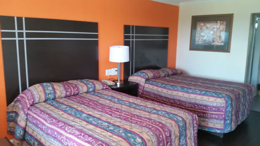 Heart of Texas Motel - Image 1
