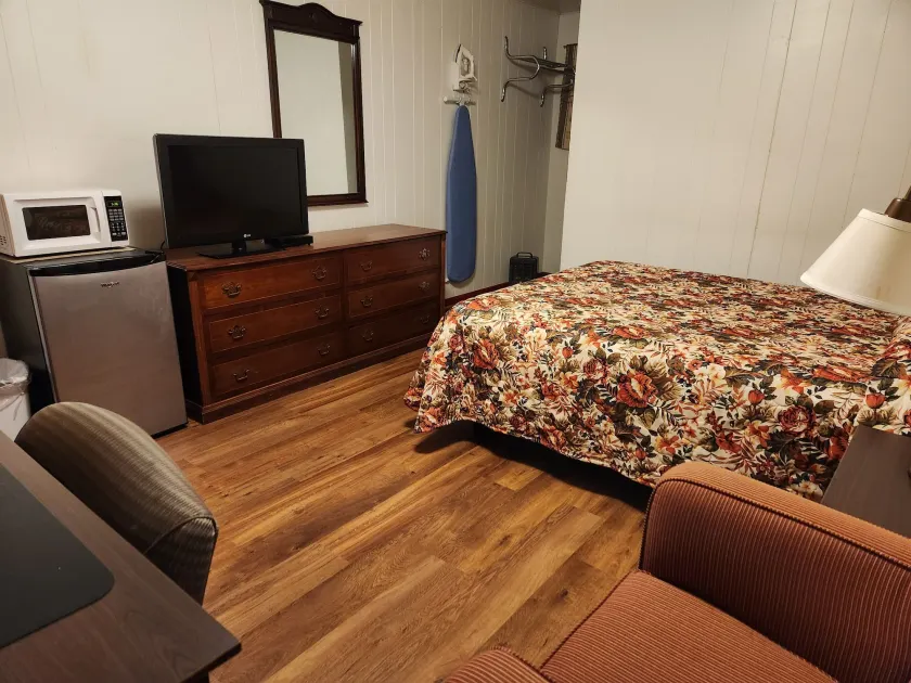 Cortland Motel - Image 1