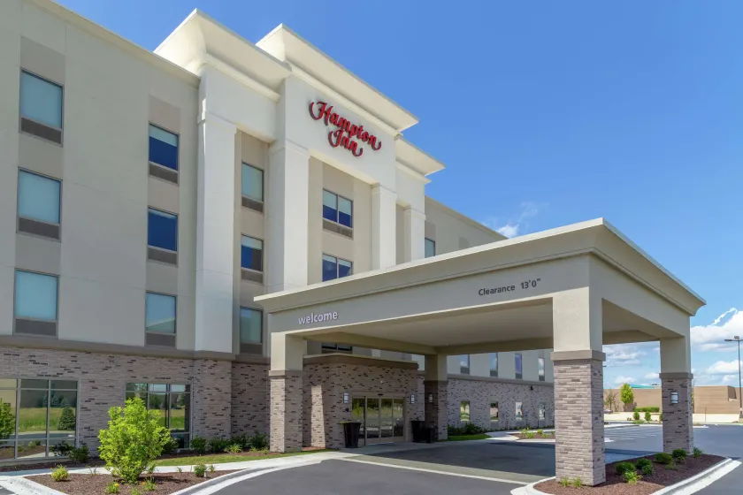 Hampton Inn Bourbonnais Kankakee - Image 1
