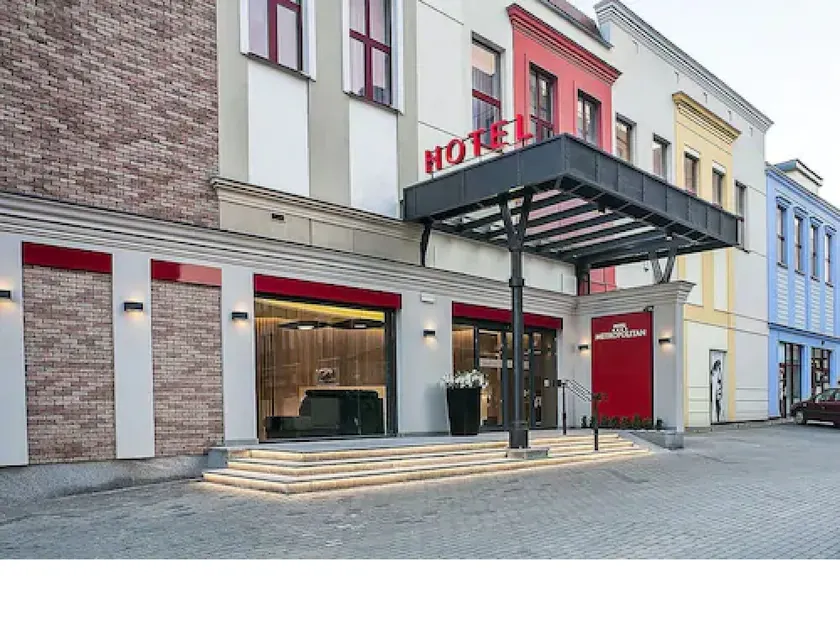 Hotel Metropolitan - Image 1