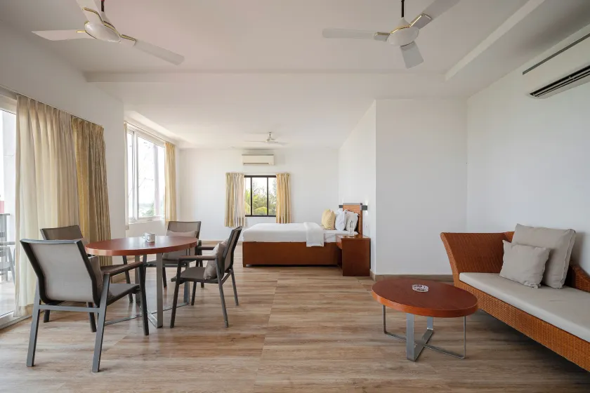 Hotel Sonar Bangla Kolaghat - Image 1