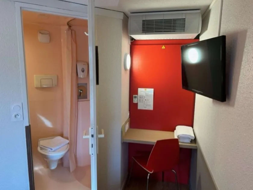 Hôtel Première Classe Blois - Image 1