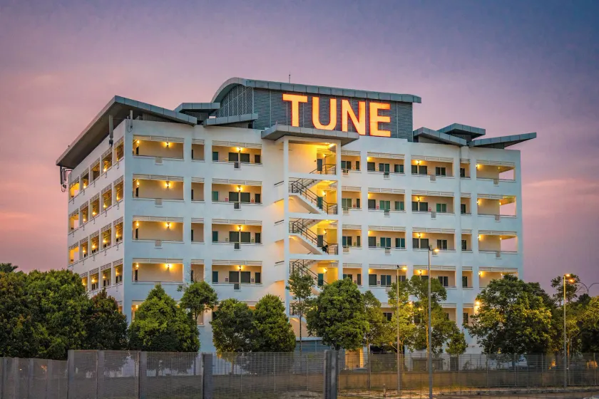Tune Hotel KLIA Aeropolis (Airport Hotel) - Image 1