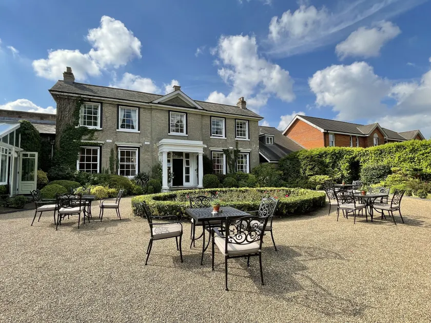 Park Farm Hotel - Image 1