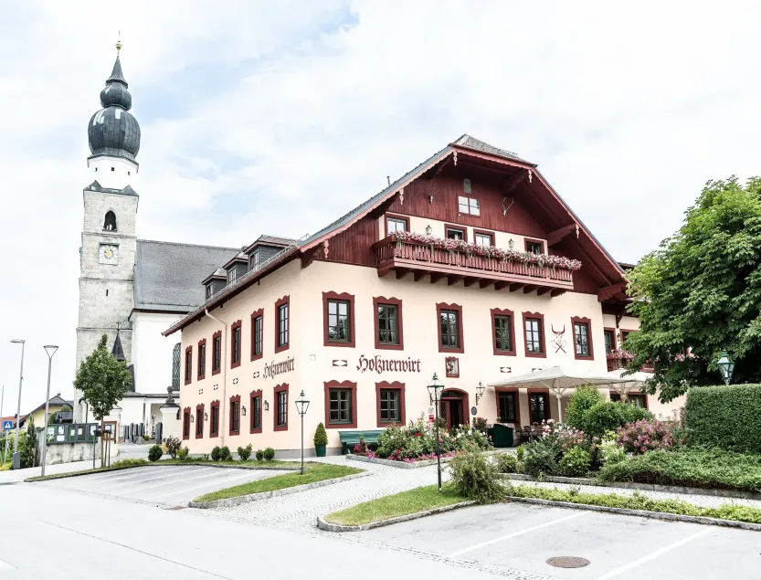 Salzburg Hotel Holznerwirt - Image 1