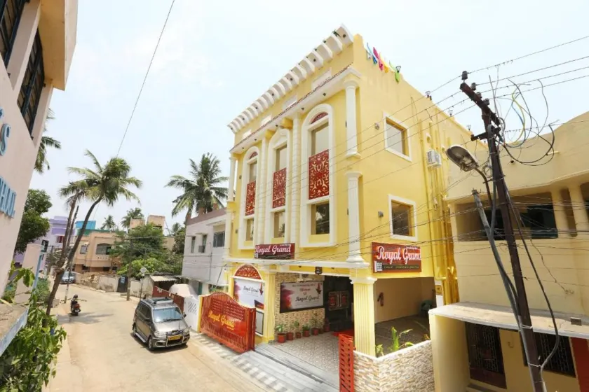 Royal Grand - Image 1