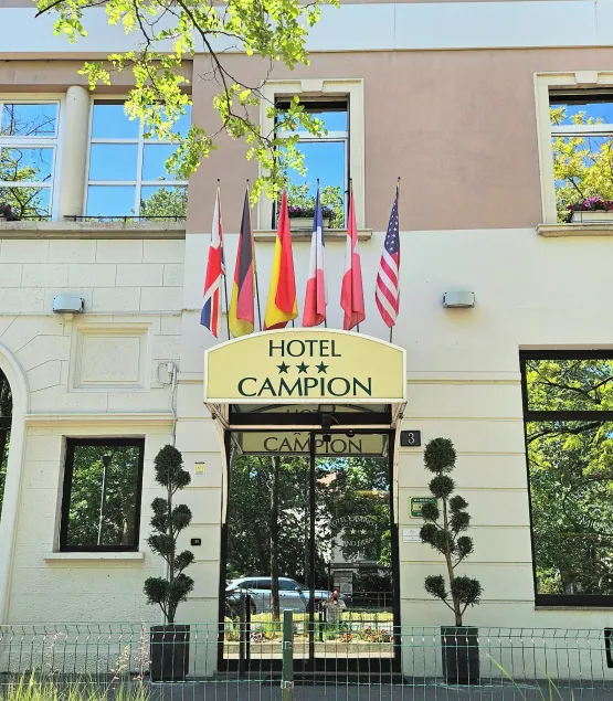 Hotel Campion CityLife - Image 1
