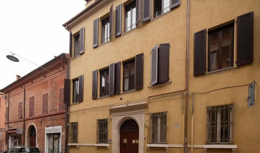 Honey Rooms Ferrara - Image 1