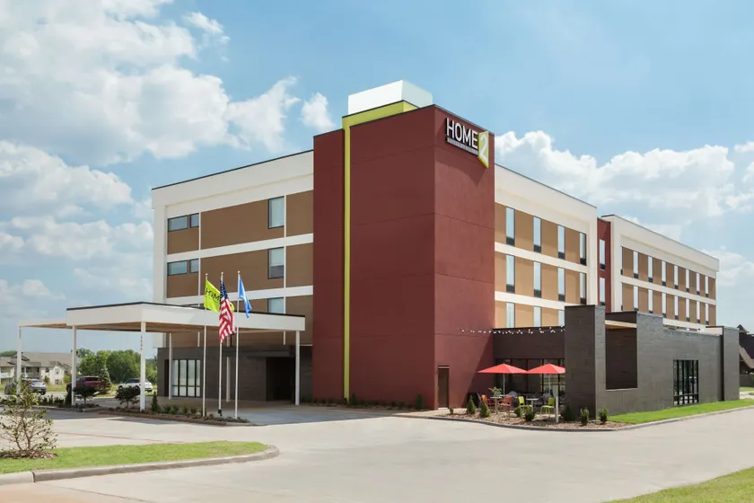 Home2 Suites by Hilton Oklahoma City Quail Springs - Image 1