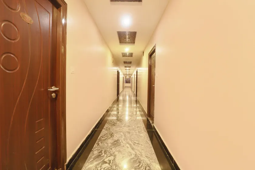 Fabhotel Nk Courtyard - Lobby