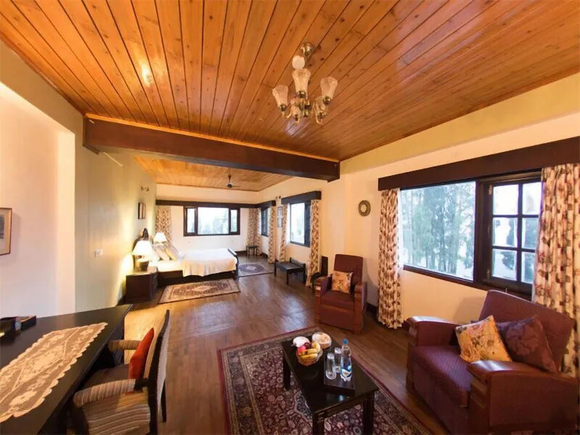 Sourenee Tea Estate - Image 1