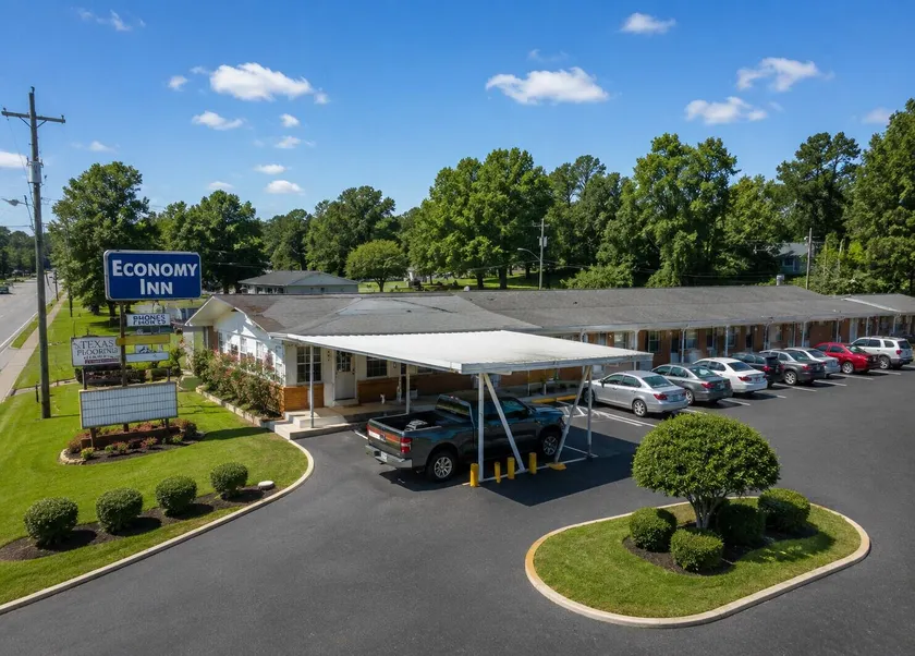 Economy Inn by Hotel O Gladewater, TX - Image 1