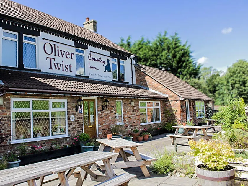 Oliver Twist Country Inn - Image 1