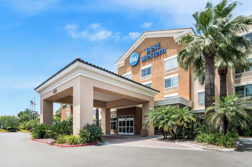 Best Western Ontario Mills Mall - Image 1