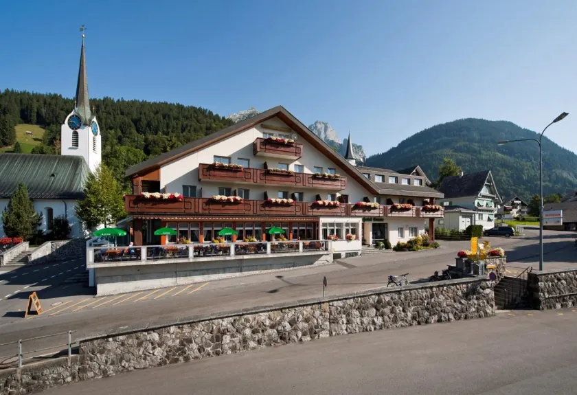 Hotel Sonne - Image 1