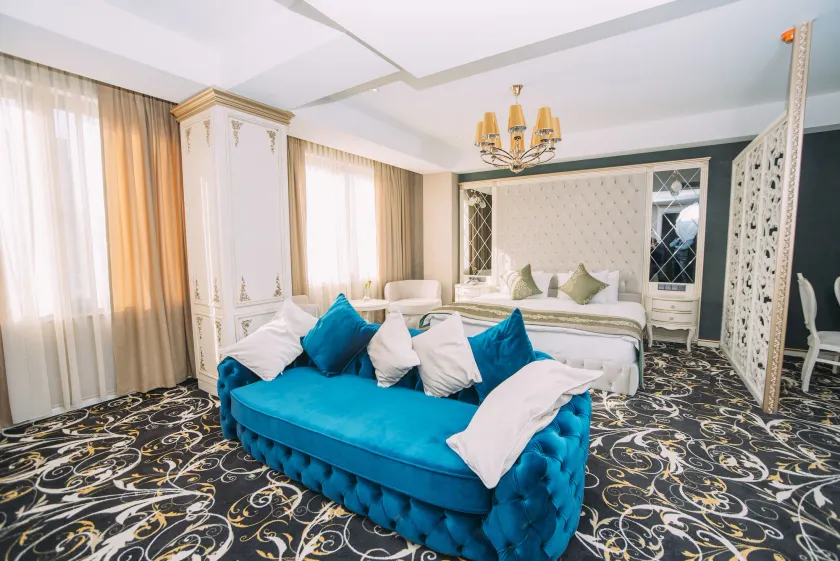 Gold Tbilisi Hotel - Image 1