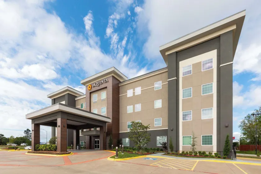 La Quinta by Wyndham McAlester - Image 1