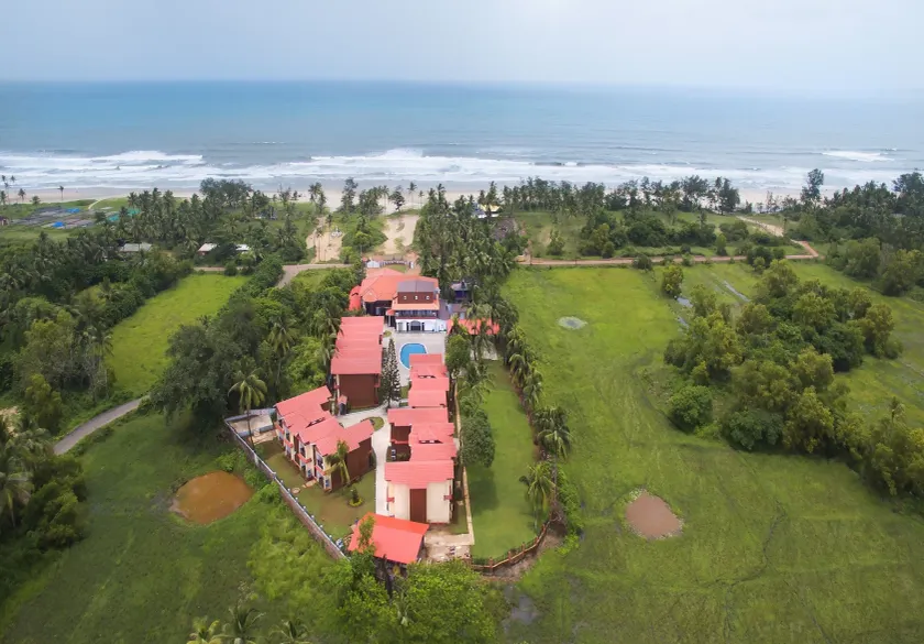 Sea Queen Beach Resort & Spa - Image 1