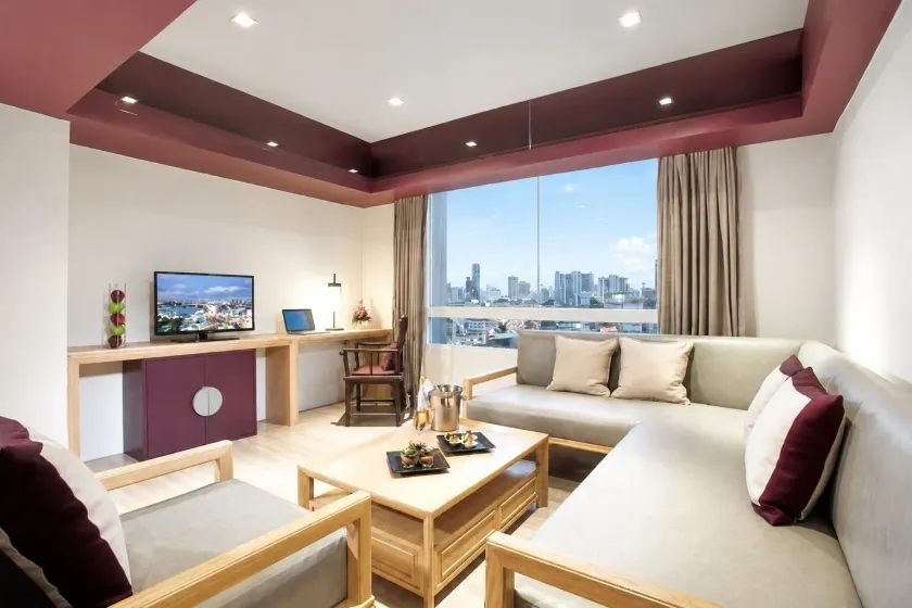 The Quarter Hualamphong by UHG - Close to Song Wat Road, Chinatown, Hua Lamphong Railway Station, Hua Lamphong MRT Station - Image 1