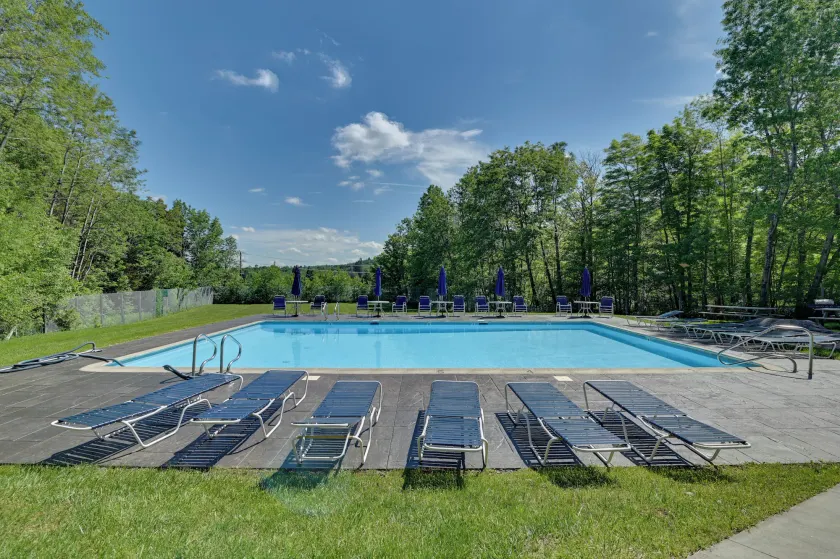 Hike, Bike & Ski! Condo Steps to Mount Snow Resort - Image 1