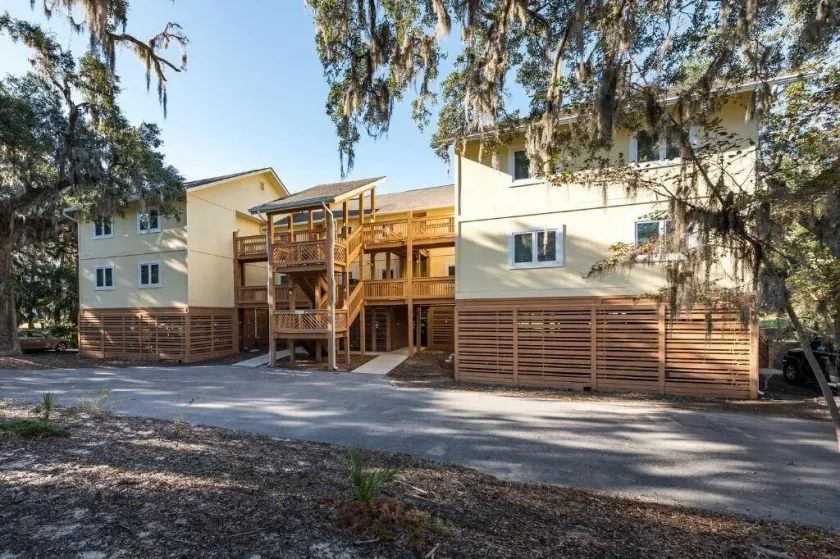 Daisy- 338 Palmetto Walk - Image 1