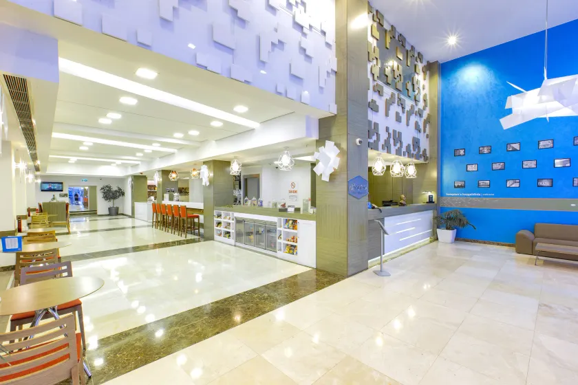 Hampton by Hilton Gaziantep - Lobby
